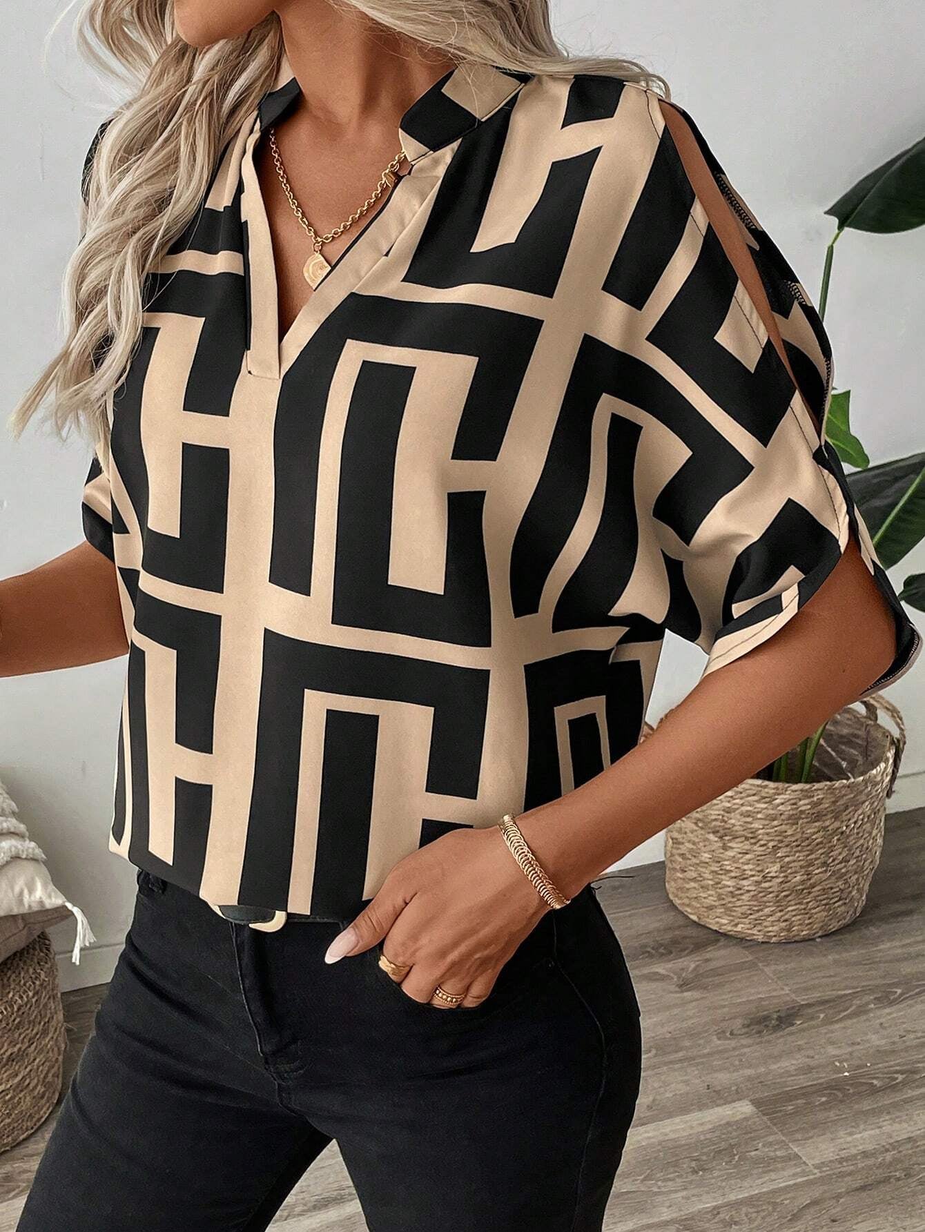 LUNE Solid Cold Shoulder Split Sleeve Popover Blouse